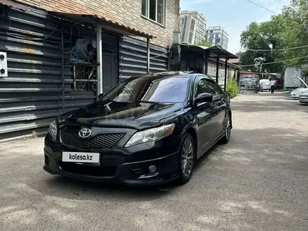 Toyota Camry 2010 года за 7 000 000 тг. в Алматы