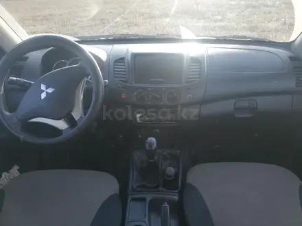 Mitsubishi L200 2015 года за 5 800 000 тг. в Актобе – фото 6