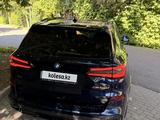 BMW X5 2021 года за 44 000 000 тг. в Алматы – фото 4