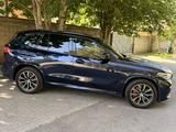 BMW X5 2021 года за 44 000 000 тг. в Алматы – фото 3