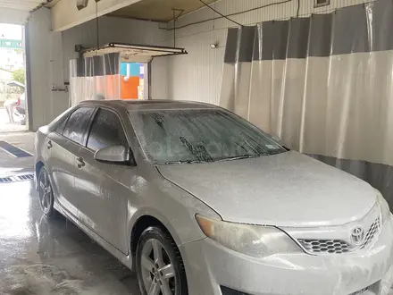 Toyota Camry 2012 года за 5 600 000 тг. в Атырау
