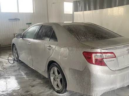 Toyota Camry 2012 года за 5 600 000 тг. в Атырау – фото 2