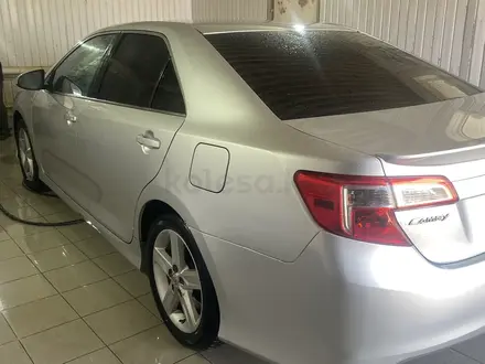 Toyota Camry 2012 года за 5 600 000 тг. в Атырау – фото 9