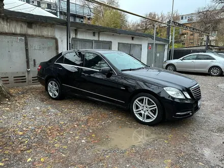 Mercedes-Benz E 300 2010 года за 9 500 000 тг. в Шымкент – фото 6