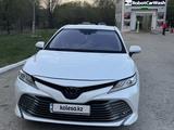 Toyota Camry 2020 годаүшін13 000 000 тг. в Актобе