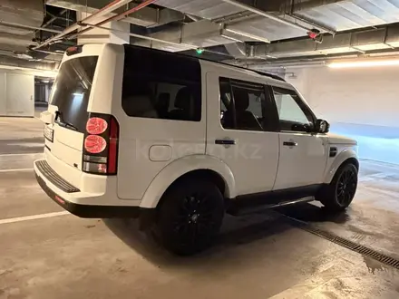 Land Rover Discovery 2015 года за 15 600 000 тг. в Алматы – фото 5