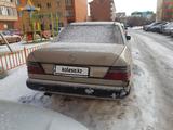 Mercedes-Benz E 260 1988 года за 720 000 тг. в Астана – фото 3