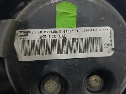 КОМПЛЕКТ БРЫЗГОВИКОВ LAND ROVER FREELANDER L314 за 40 000 тг. в Алматы – фото 35