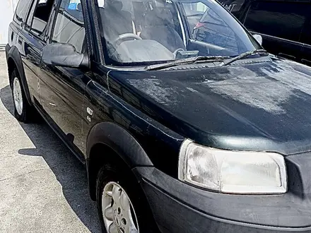 КОМПЛЕКТ БРЫЗГОВИКОВ LAND ROVER FREELANDER L314 за 40 000 тг. в Алматы – фото 4