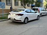 Hyundai Elantra 2019 года за 4 500 000 тг. в Атырау – фото 4