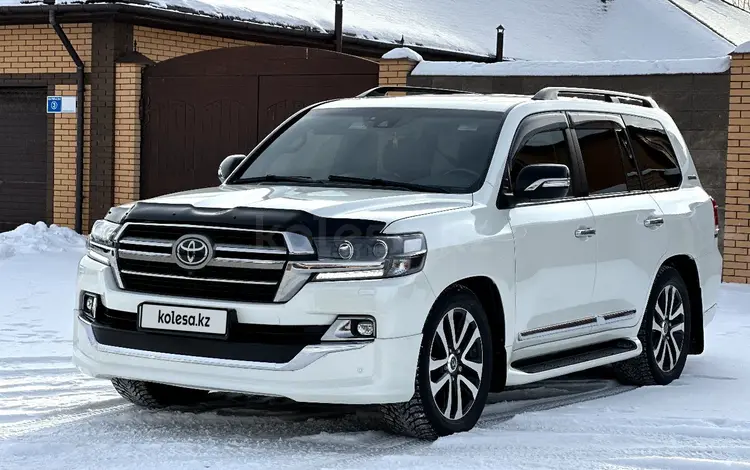 Toyota Land Cruiser 2019 годаүшін42 500 000 тг. в Астана