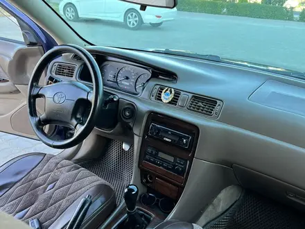 Toyota Camry 1997 года за 3 250 000 тг. в Жанаозен – фото 10