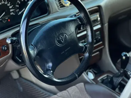 Toyota Camry 1997 года за 3 250 000 тг. в Жанаозен – фото 12