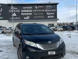Toyota Sienna 2015 годаүшін9 000 000 тг. в Атырау