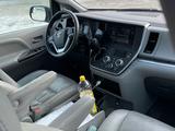 Toyota Sienna 2015 годаүшін9 000 000 тг. в Атырау – фото 4