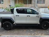 Toyota Hilux 2024 года за 32 500 000 тг. в Павлодар – фото 2