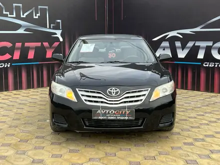 Toyota Camry 2011 года за 6 650 000 тг. в Атырау – фото 2