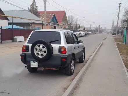 Toyota RAV4 1995 года за 2 200 000 тг. в Алматы – фото 3