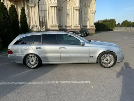 Mercedes-Benz E 500 2003 года за 6 800 000 тг. в Алматы – фото 4