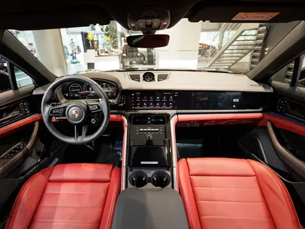 Porsche Panamera 4 2026 года за 109 000 000 тг. в Алматы – фото 19