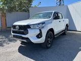 Toyota Hilux Comfort 2025 года за 24 890 000 тг. в Караганда
