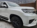 Toyota Land Cruiser Prado 2022 года за 35 000 000 тг. в Алматы – фото 2