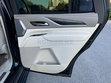 Cadillac Escalade 2022 года за 50 000 000 тг. в Астана – фото 18