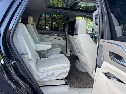 Cadillac Escalade 2022 года за 50 000 000 тг. в Астана – фото 19