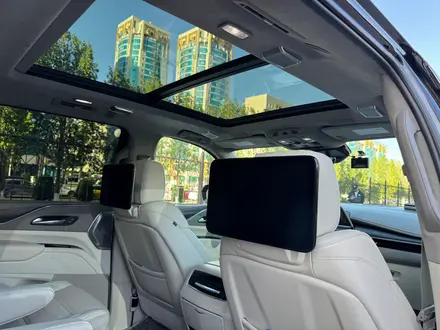 Cadillac Escalade 2022 года за 50 000 000 тг. в Астана – фото 20