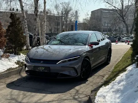 BYD Han DM-i Comfort 2025 года за 15 990 000 тг. в Алматы