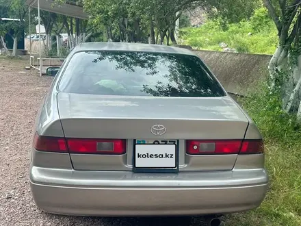 Toyota Camry 1998 года за 3 200 000 тг. в Тараз – фото 5