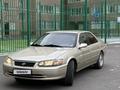 Toyota Camry 2000 годаүшін3 500 000 тг. в Астана – фото 2