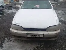 Toyota Camry, 1992