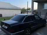 Mercedes-Benz E 230 1993 года за 1 200 000 тг. в Сарыагаш – фото 4