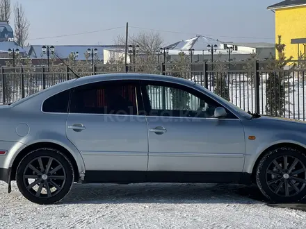 Volkswagen Passat 2003 года за 3 100 000 тг. в Алматы – фото 14