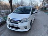 Nissan Serena 2011 года за 7 500 000 тг. в Семей