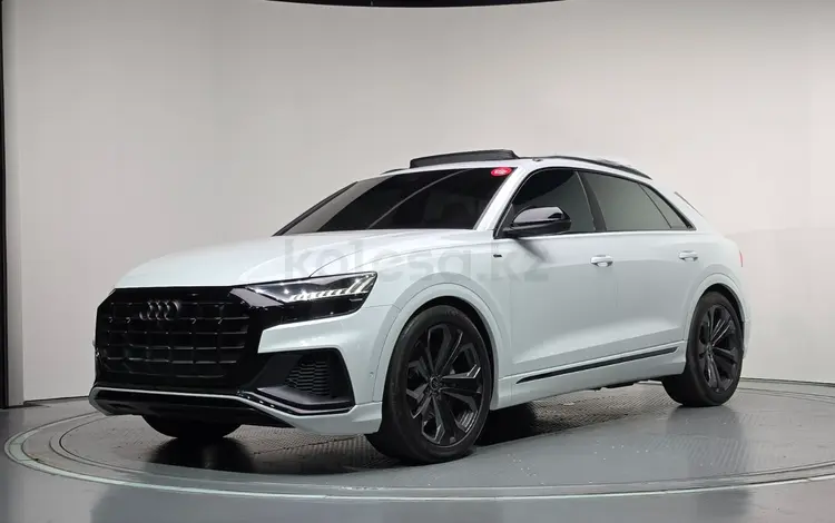 Audi Q8 55 TFSI Quattro 2023 года за 39 300 000 тг. в Алматы