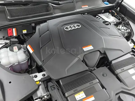 Audi Q8 55 TFSI Quattro 2023 года за 39 300 000 тг. в Алматы – фото 8