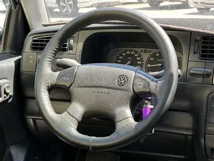Volkswagen Golf 1995 года за 1 800 000 тг. в Тараз – фото 20