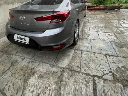 Hyundai Elantra 2019 года за 6 000 000 тг. в Алматы – фото 8