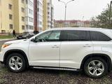 Toyota Highlander 2015 года за 17 000 000 тг. в Караганда – фото 5