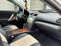 Toyota Camry 2010 годаүшін4 700 000 тг. в Атырау – фото 15