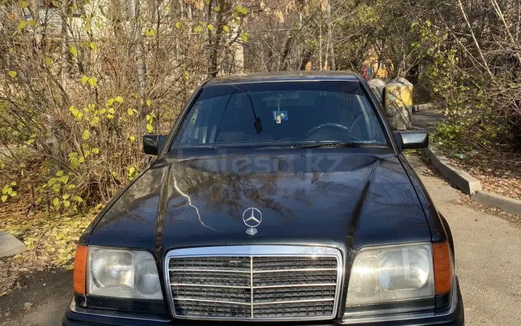 Mercedes-Benz E 220 1994 годаүшін2 000 000 тг. в Алматы