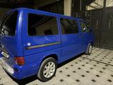 Volkswagen Caravelle 1991 года за 4 000 000 тг. в Шымкент