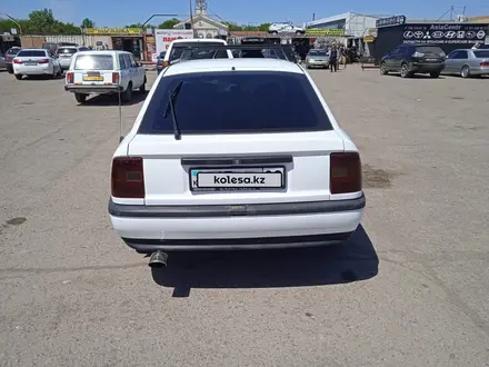 Opel Vectra 1990 года за 1 100 000 тг. в Караганда – фото 2