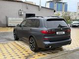 BMW X7 2021 года за 48 000 000 тг. в Алматы – фото 2