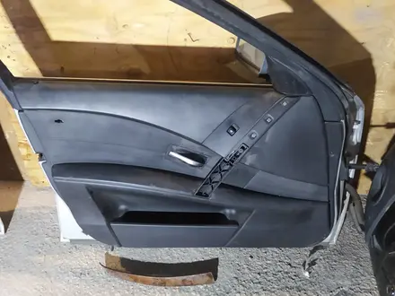 Дверь передняя задняя левая правая BMW 5 E60 за 30 000 тг. в Караганда – фото 4