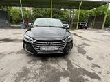 Hyundai Elantra 2017 года за 7 499 000 тг. в Шымкент – фото 2
