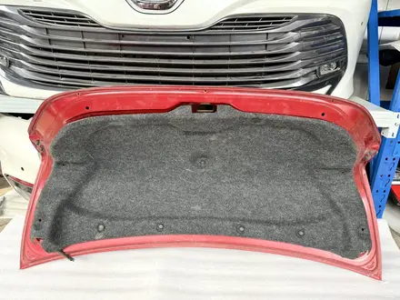 Крышка багажника Camry 50 55 Камри 50 55 за 190 000 тг. в Шымкент – фото 10