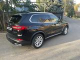 BMW X5 2021 года за 37 500 000 тг. в Алматы – фото 3